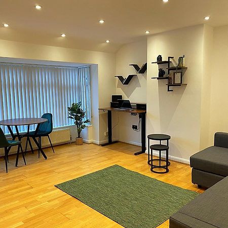 133C Hibrid Home Оксфорд Экстерьер фото